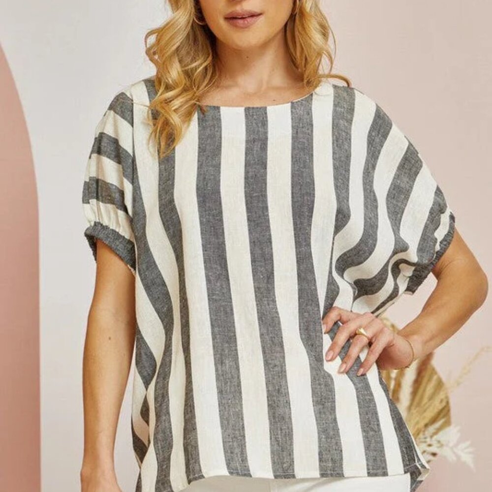 Brand New Andree by Unit High-Low Shirt - Size L (Fits XL)